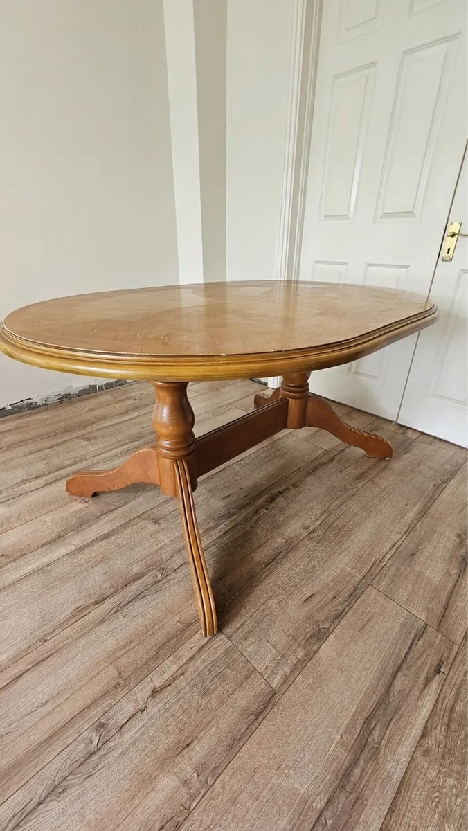 Table and Chairs - Image 1