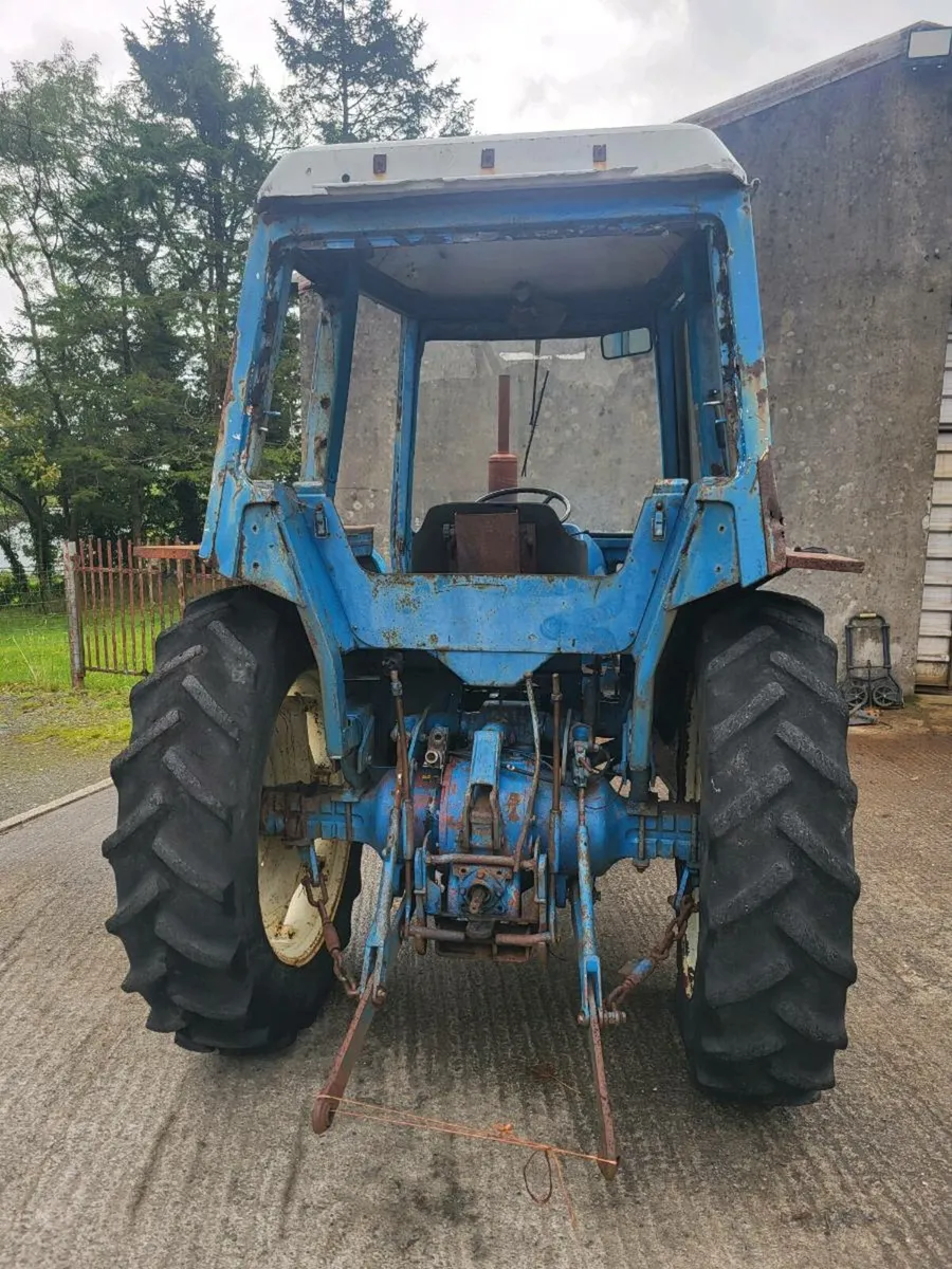 Ford 4600 - Image 4