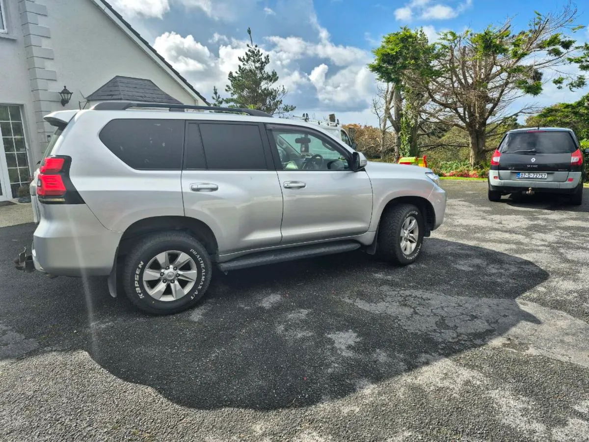191 Toyota Landcruiser - Image 3
