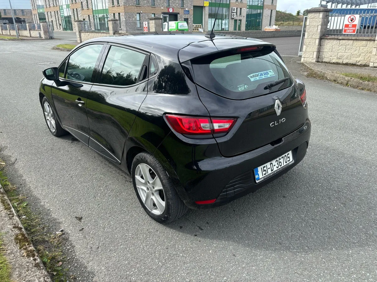 Renault Clio - Image 4