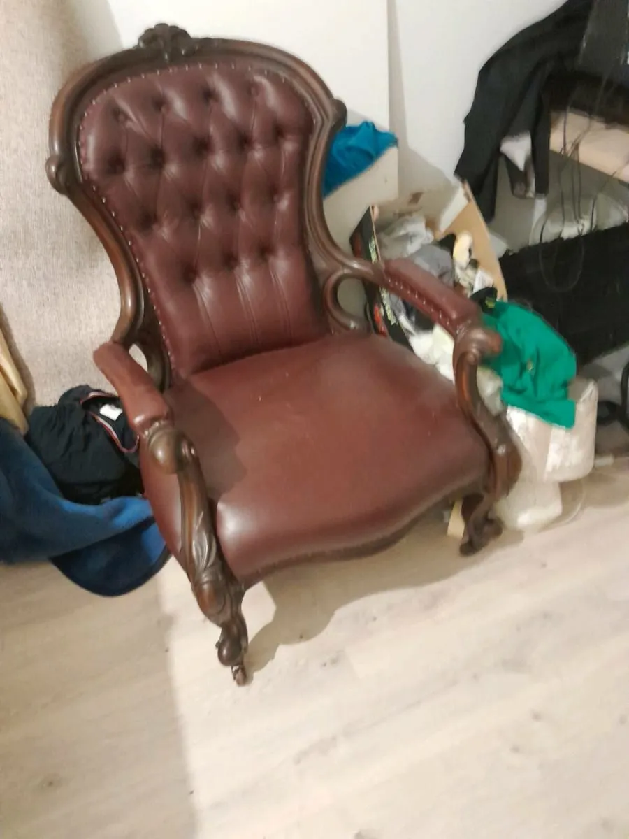 Old caborilr chair - Image 2