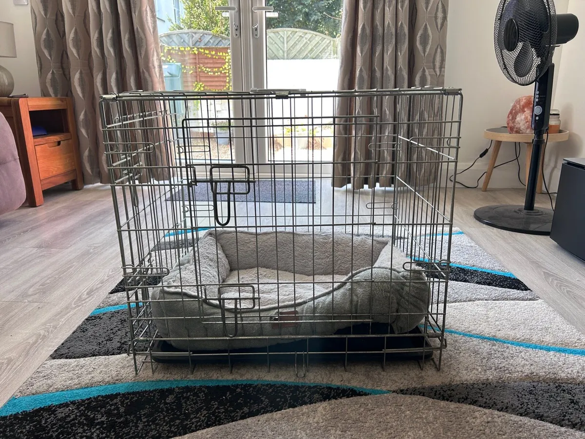 Medium sized dog cage - Image 2