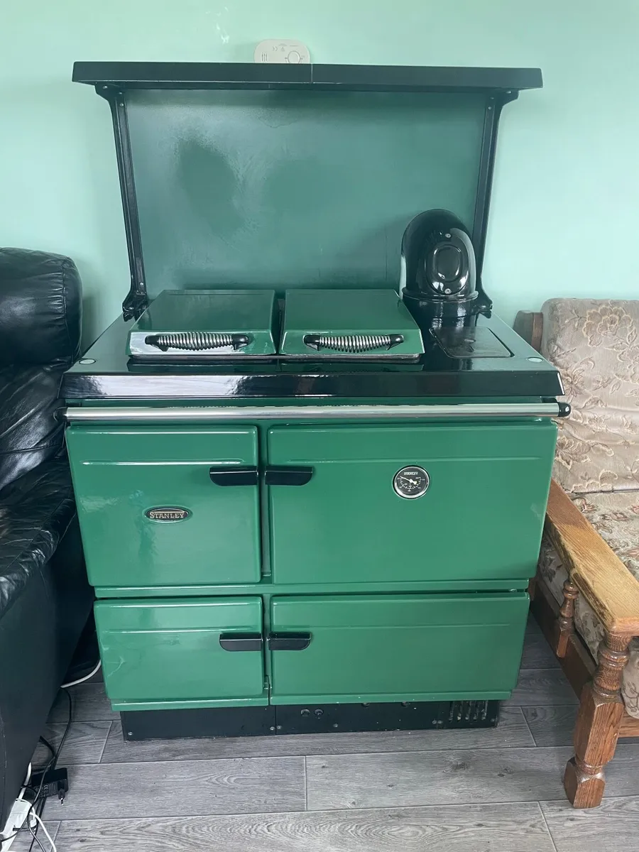 Stanley oil cooker - Image 1