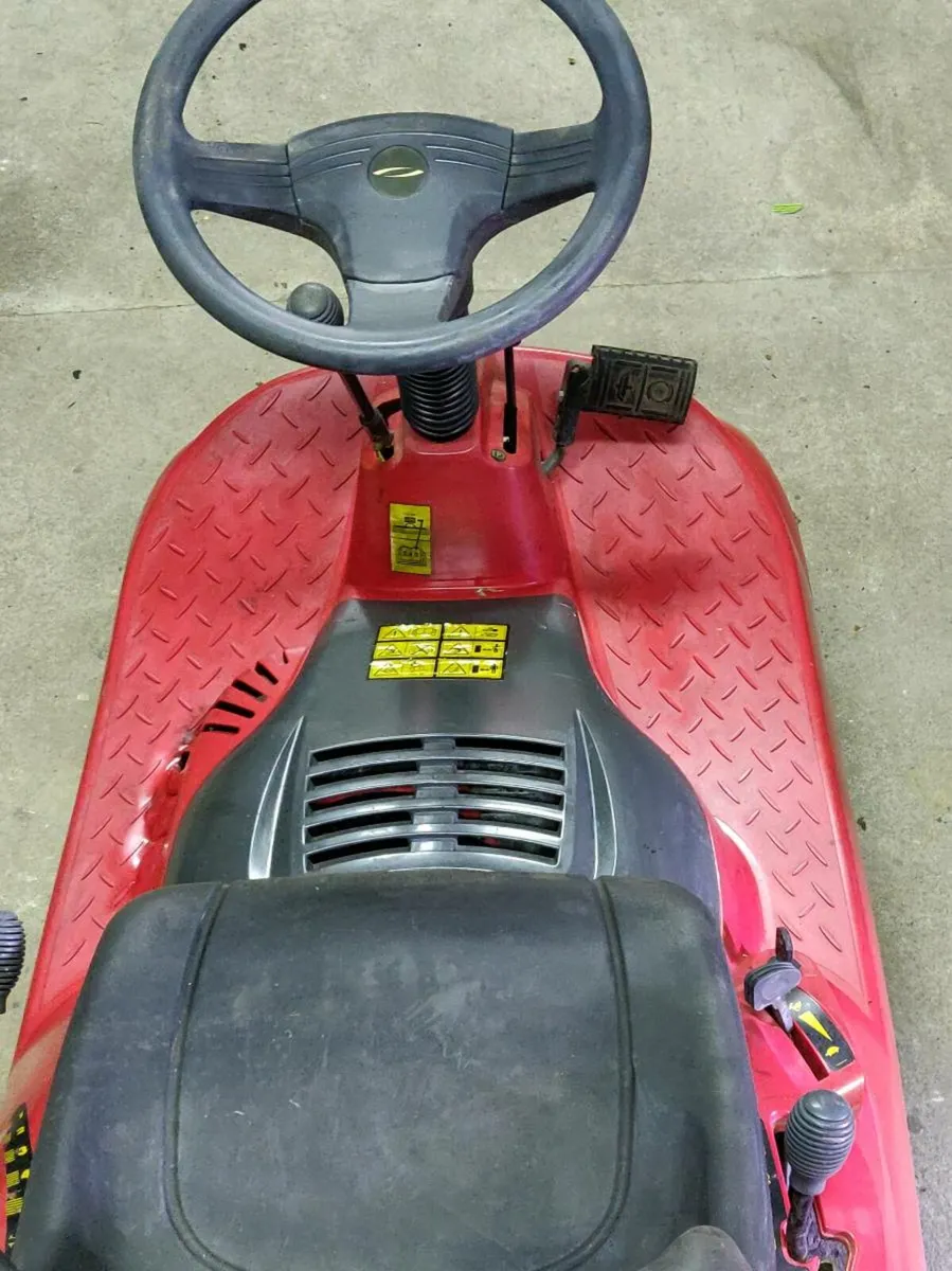 Ride on mower - Image 3