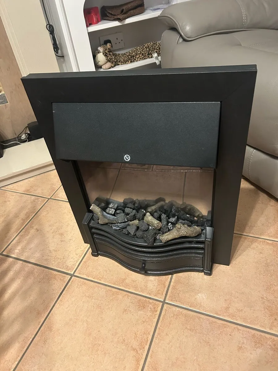 Dumfries Black Optiflame 3D Electric Inset Fire - Image 3