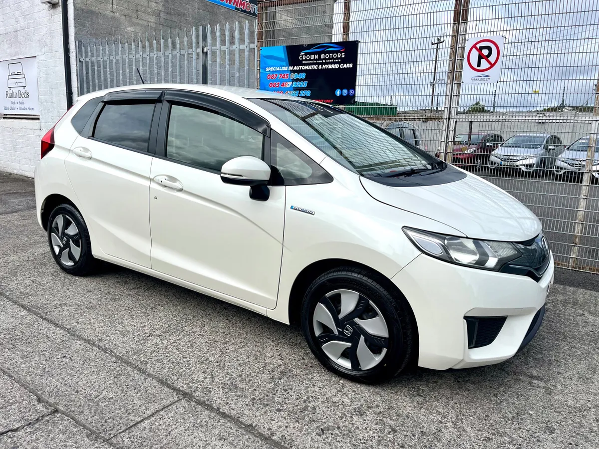 Honda fit 2014 Automatic hybrid - Image 1