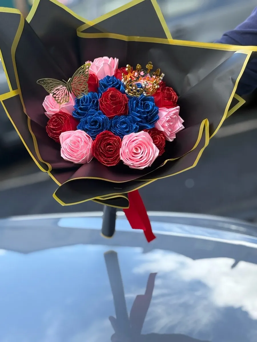 Flower bouquet made of ribbons - Image 1