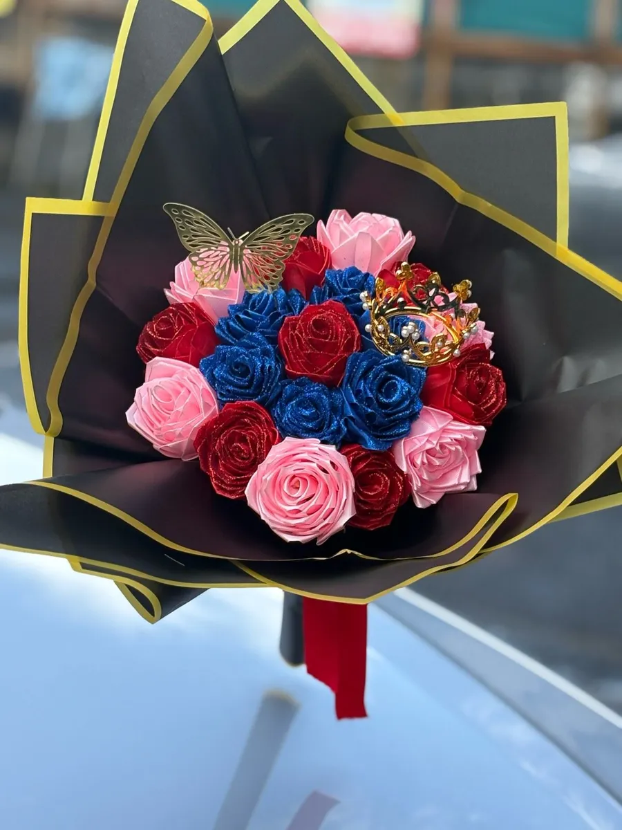 Flower bouquet made of ribbons - Image 2