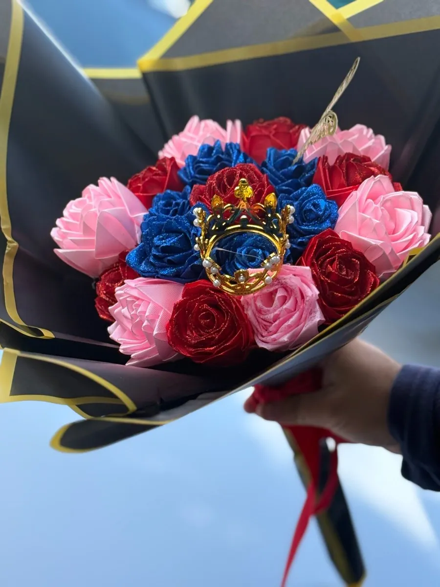 Flower bouquet made of ribbons - Image 3