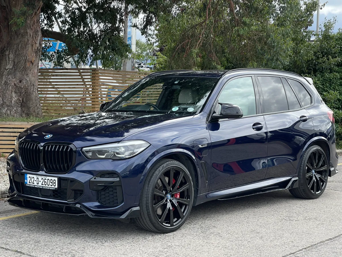 2021 BMW X5..R 22 ALLOYS..BODYKIT..HUGE SPEC - Image 2