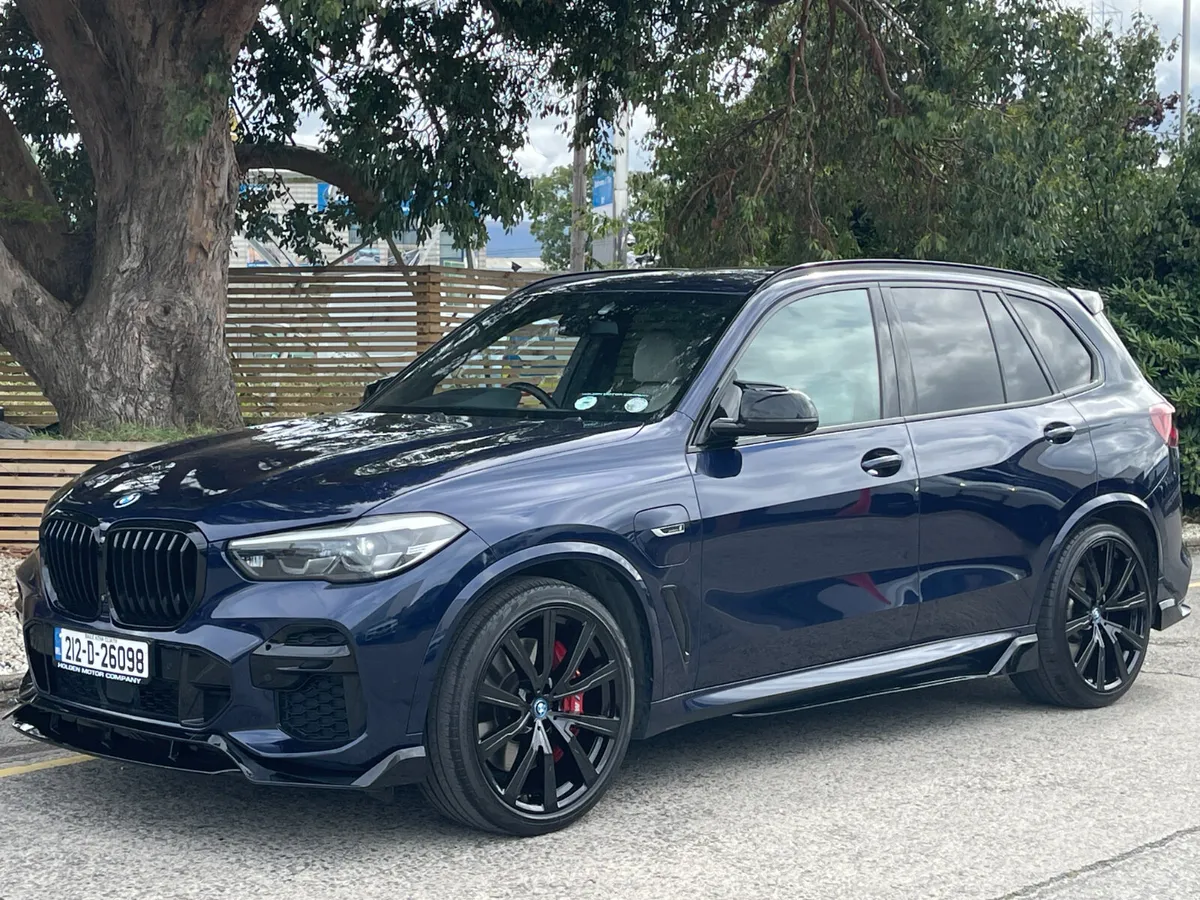 2021 BMW X5..R 22 ALLOYS..BODYKIT..HUGE SPEC - Image 3