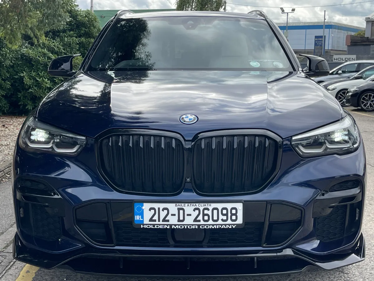 2021 BMW X5..R 22 ALLOYS..BODYKIT..HUGE SPEC - Image 4