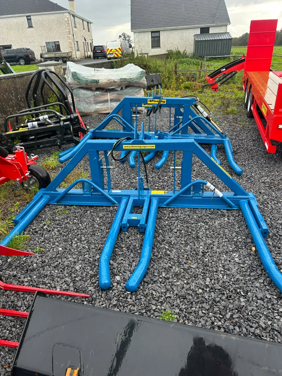 New Fleming single and double bale carriers - Image 3