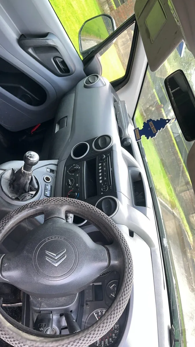 08 Berlingo 1.6 - Image 3