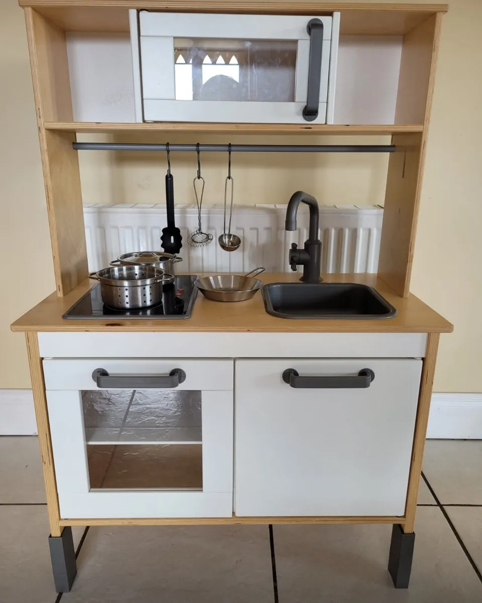IKEA kitchen - Image 1