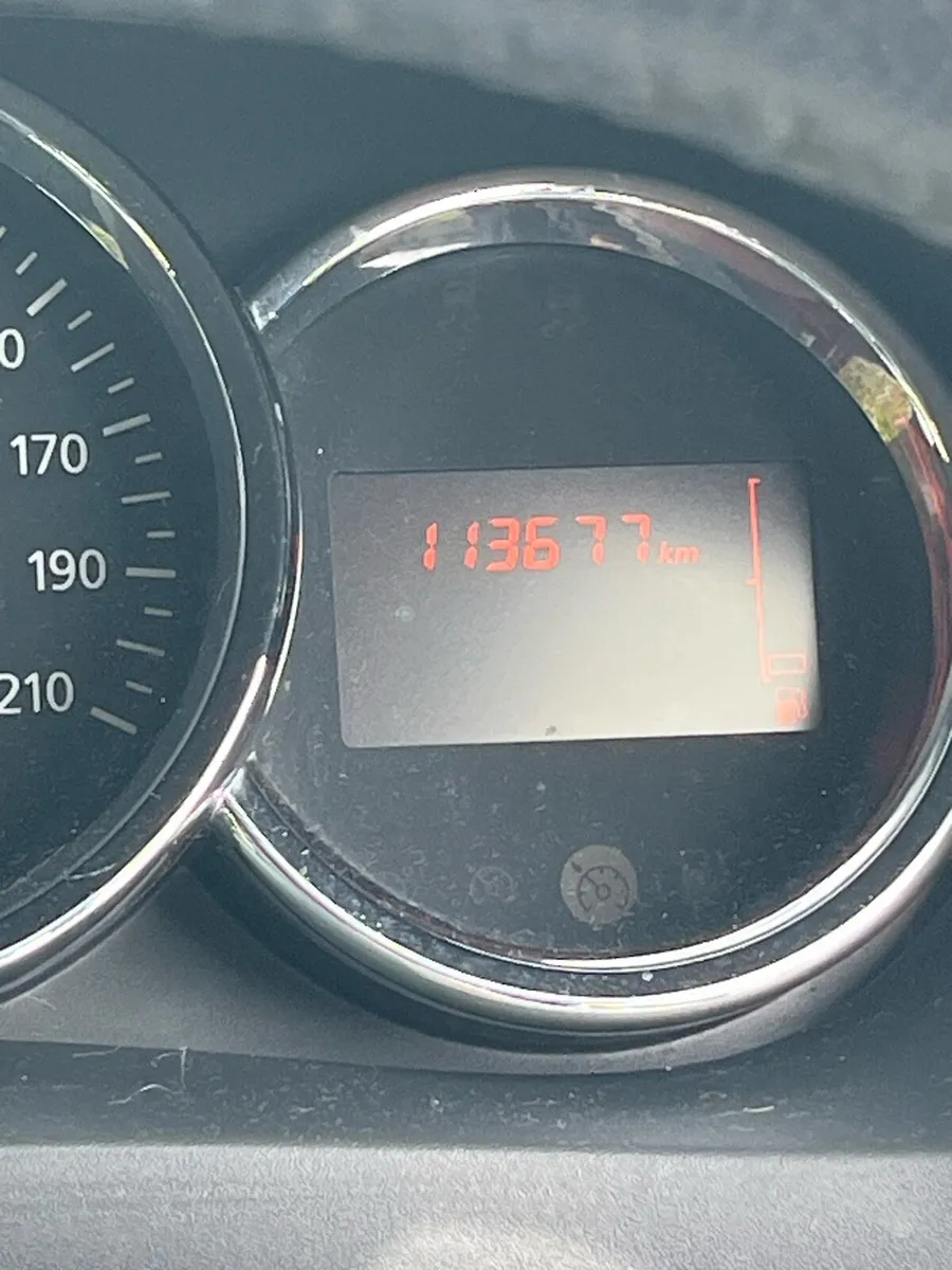 Car - Image 3