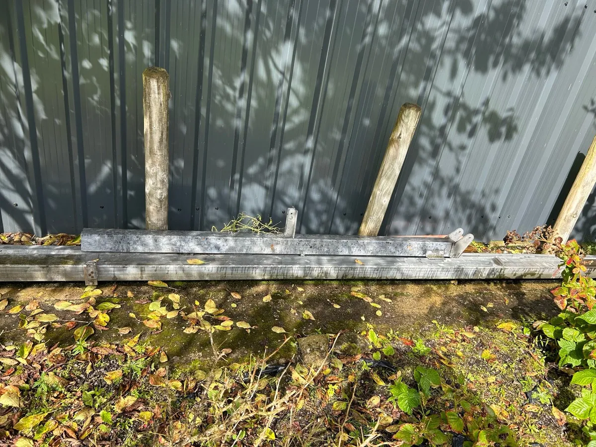 Ham radio tower - Image 3