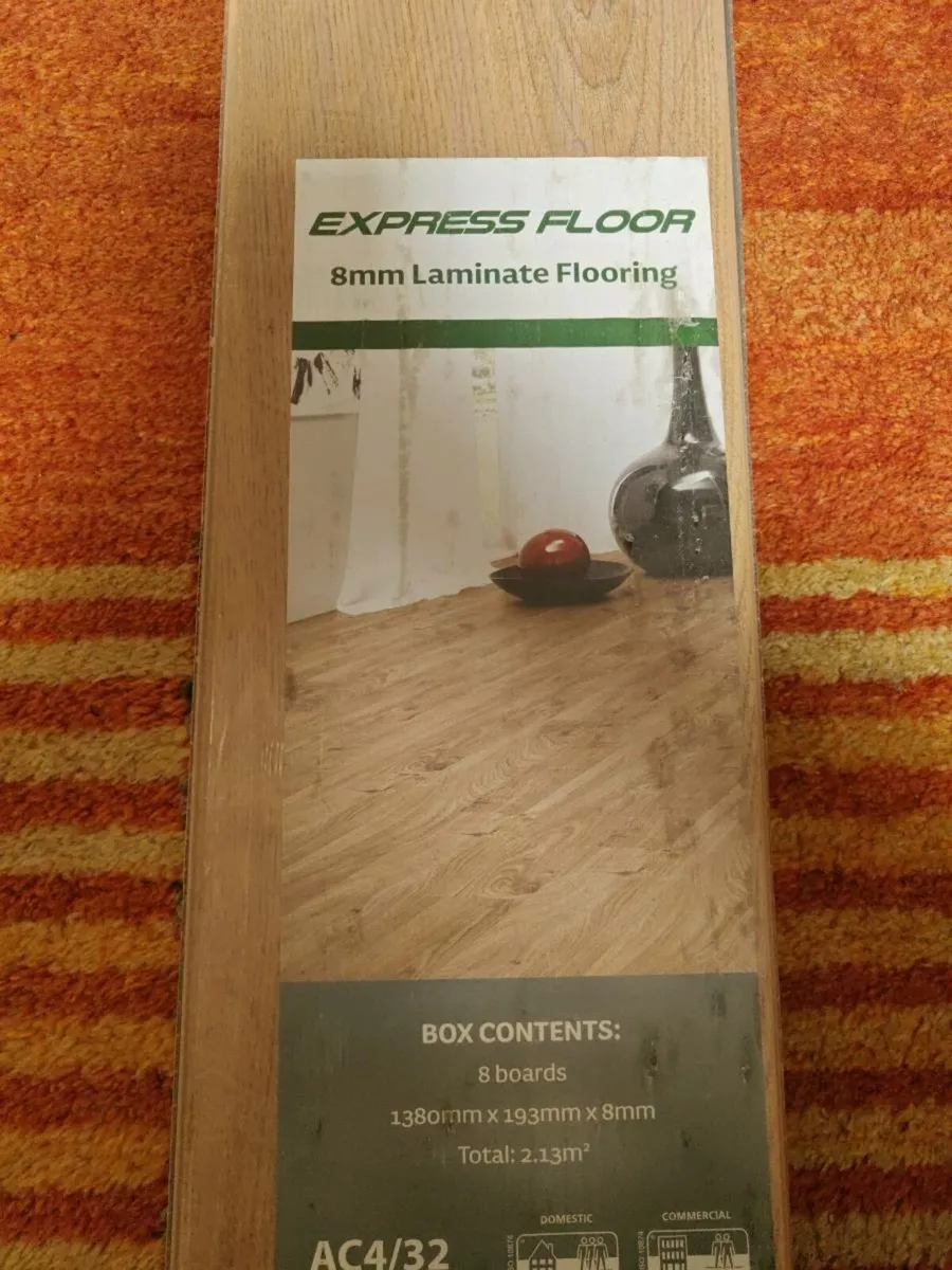 Laminate flooring - Image 1