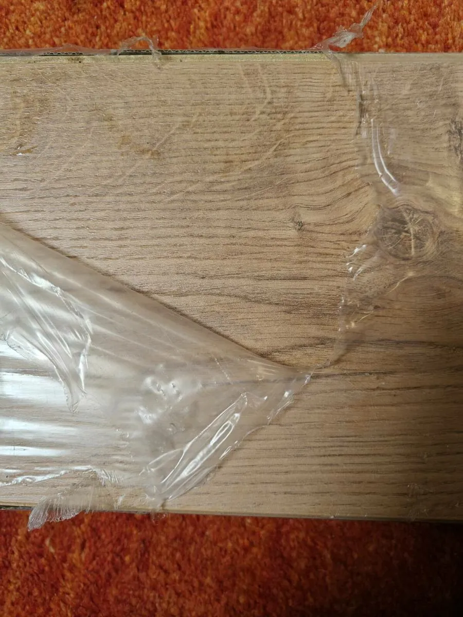 Laminate flooring - Image 3