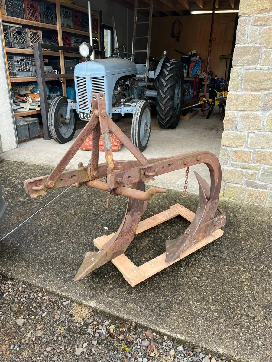 Ferguson 2 Furrow Ploughs - Image 1