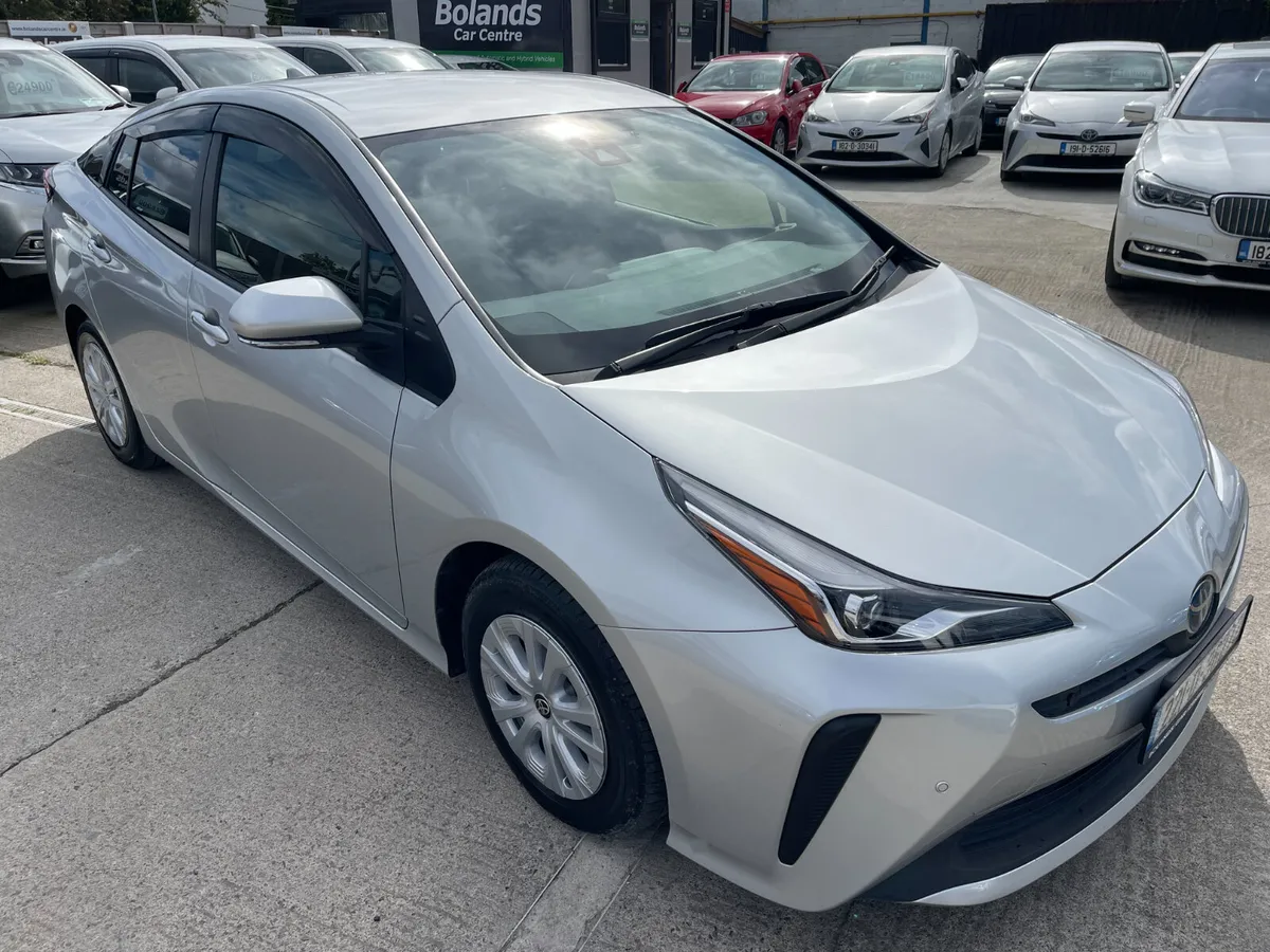 2022 Toyota Prius Hybrid 1.8 Automatic 5dr Model - Image 2
