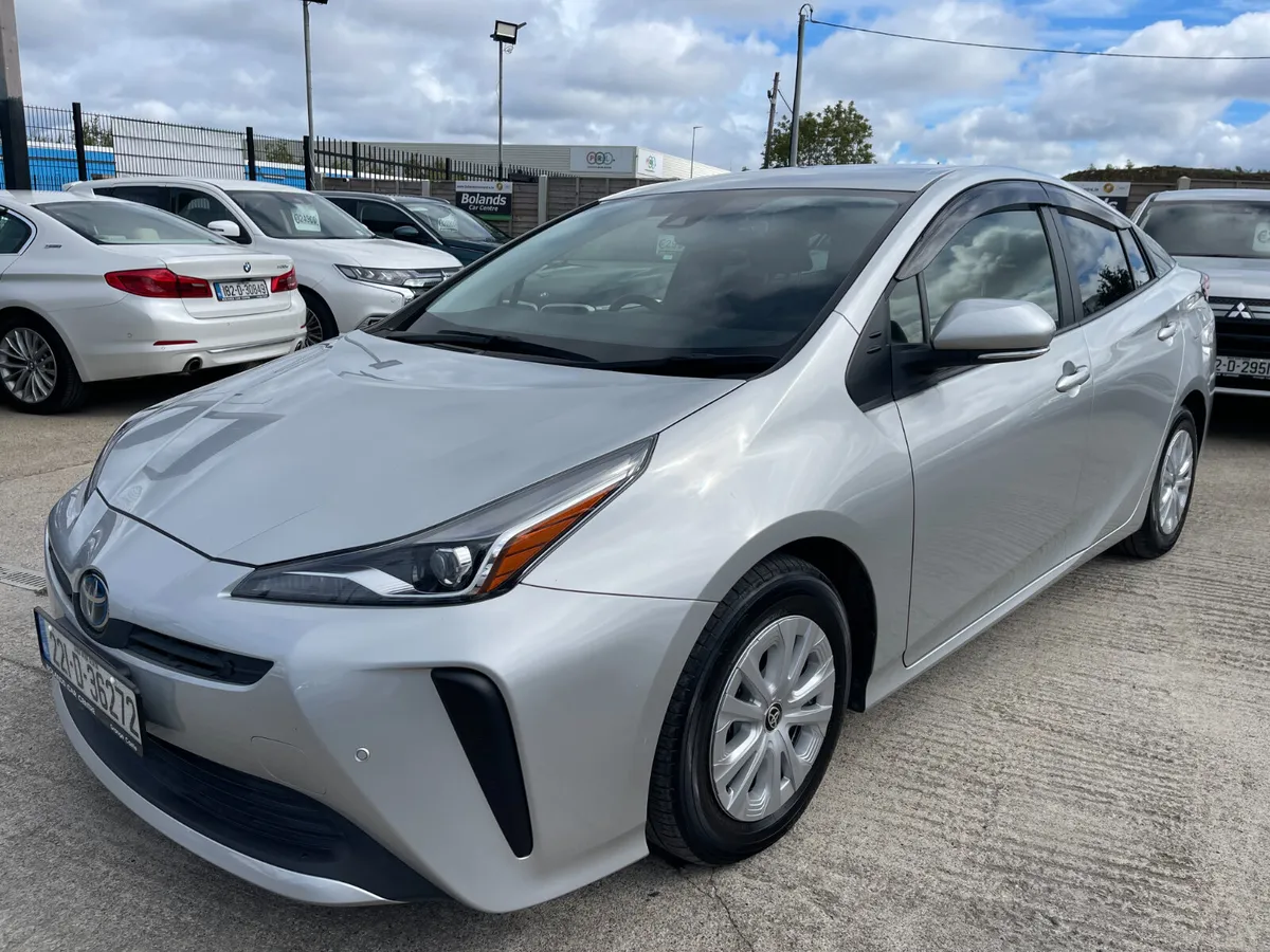 2022 Toyota Prius Hybrid 1.8 Automatic 5dr Model - Image 3