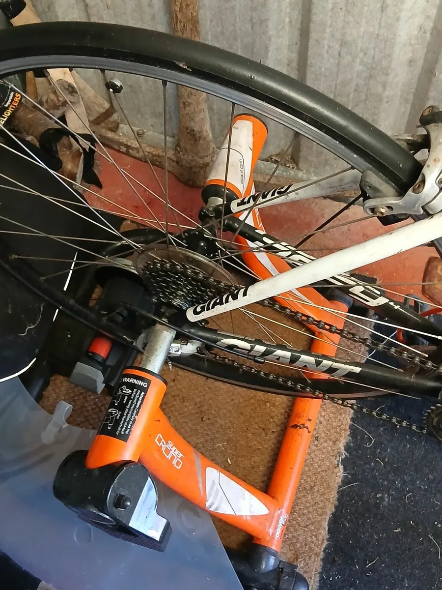 Indoor bike trainer - Image 2