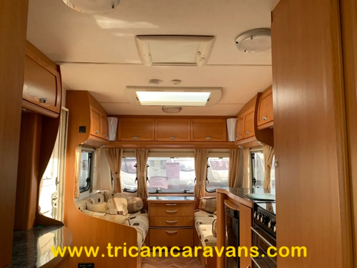 2008 Lunar Clubman EB Fixed End Bed 4 Berth - Image 2