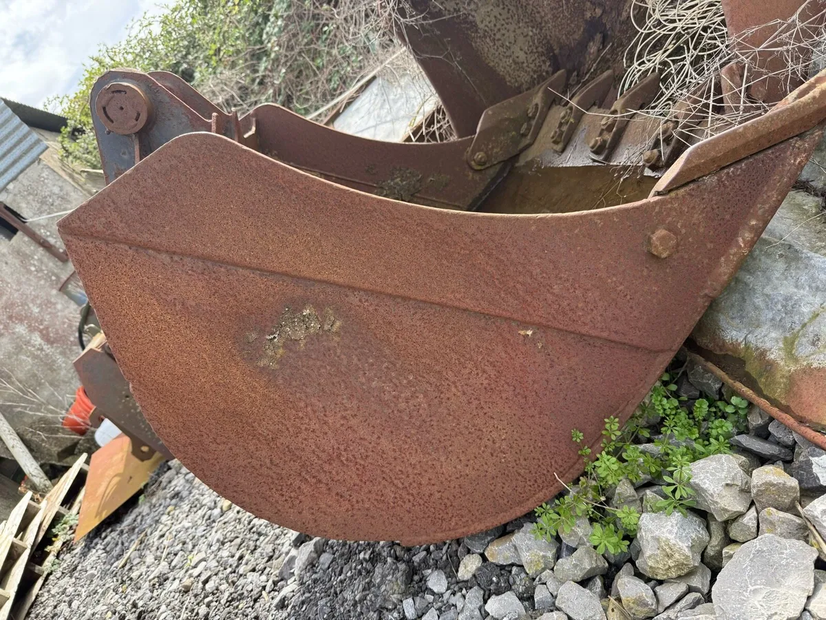 Digging bucket - Image 4