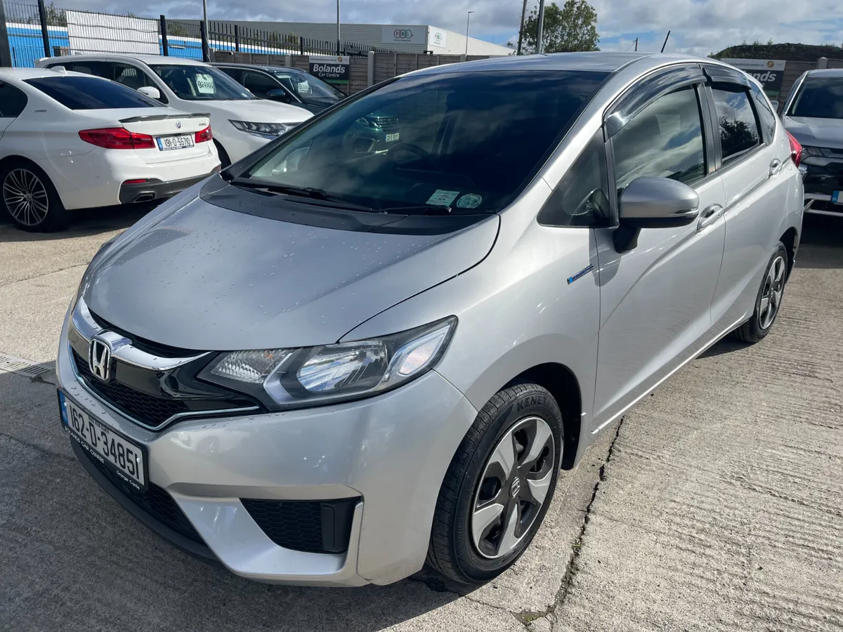 162 Honda Fit Hybrid 1.5 Automatic 5dr Model - Image 4