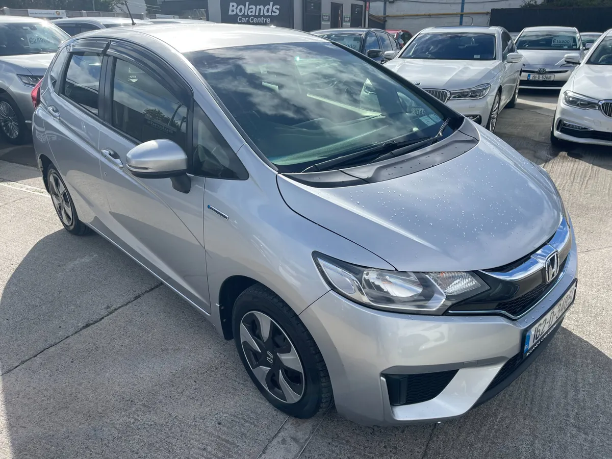 162 Honda Fit Hybrid 1.5 Automatic 5dr Model - Image 2