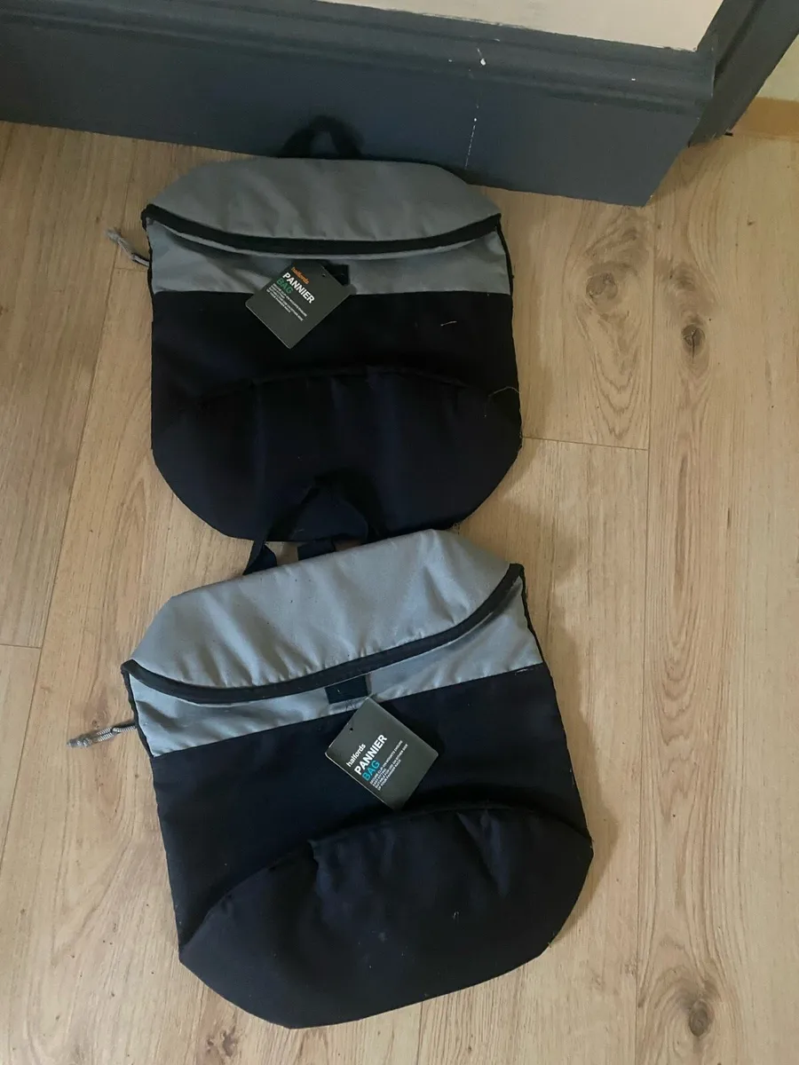 Bike carrier bags - Image 1