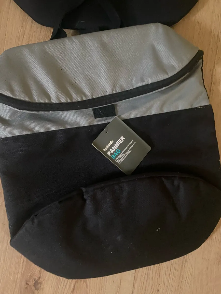 Bike carrier bags - Image 2