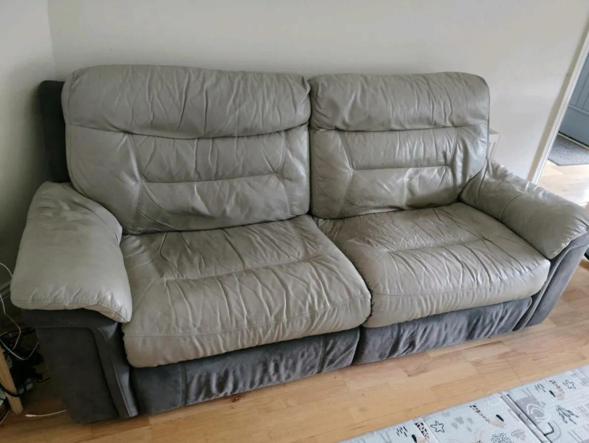 Couch (3+2) - Image 1