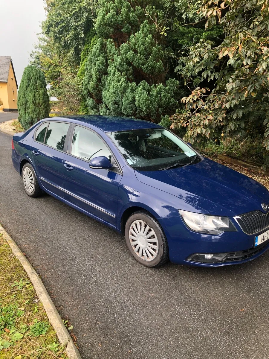 Skoda Superb 2.0 - Image 1