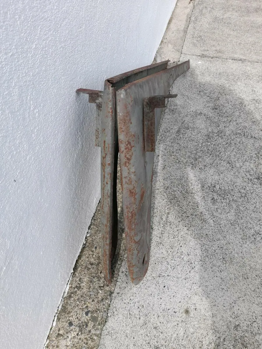 Ferguson 20 original bonnet side panels - Image 2