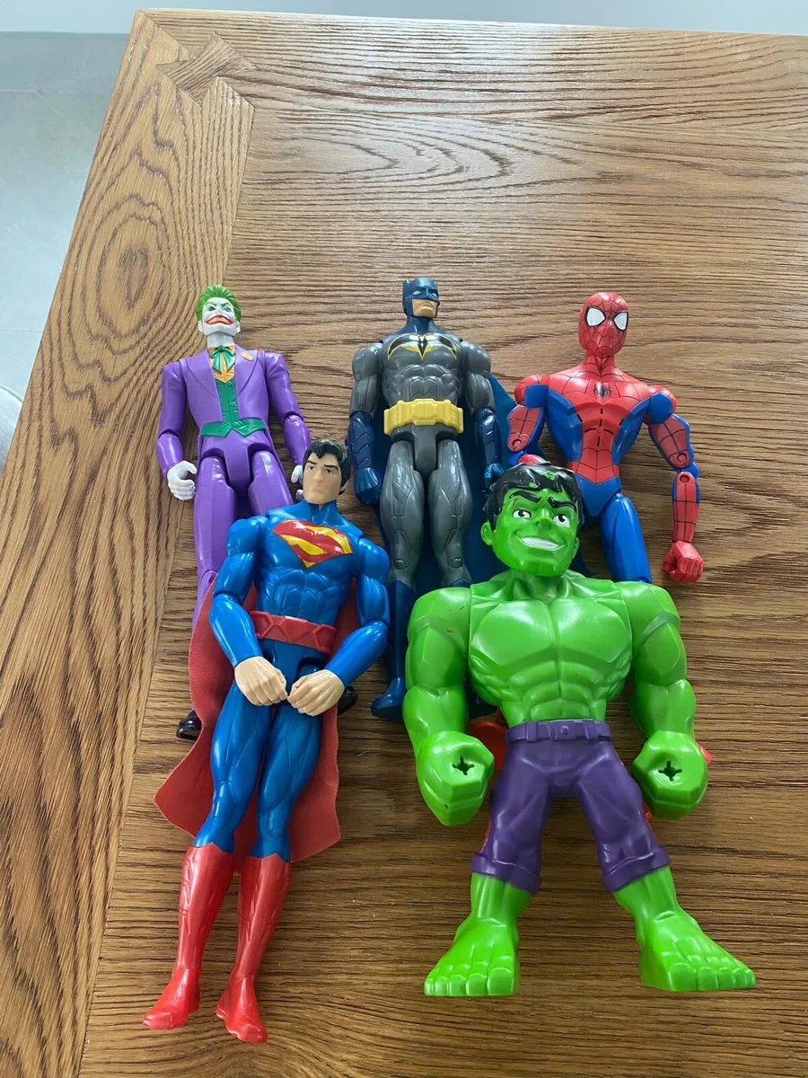 Marvel and DC figures