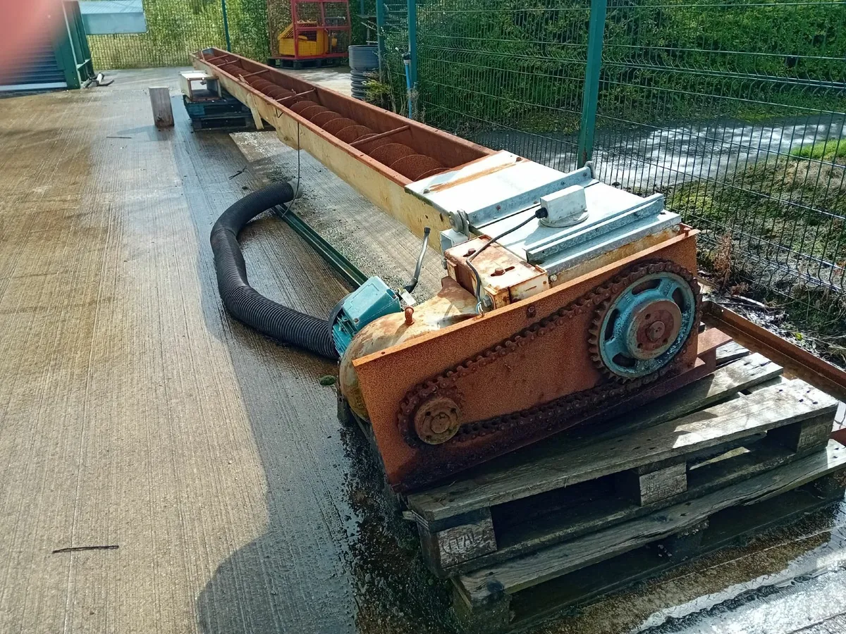 Screw Conveyor U Trough Auger 10m lg x 310mm wide - Image 1