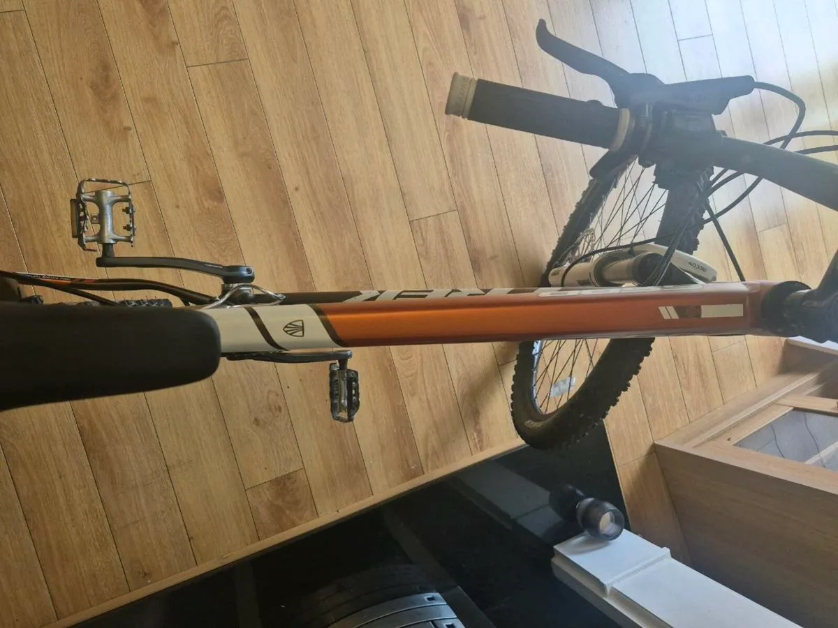 Trek - Image 3
