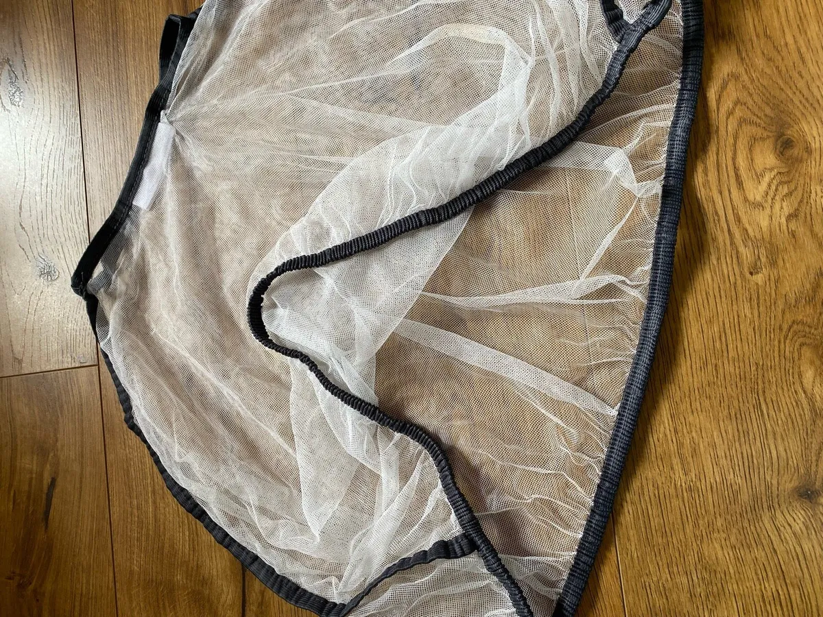 Universal Mesh Mosquito Net for Pushchair - Image 2