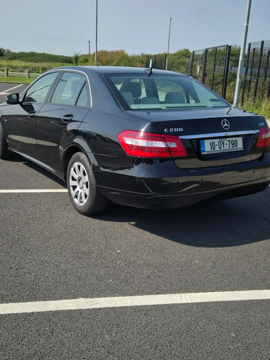 Mercedes E 200 cdi - Image 3