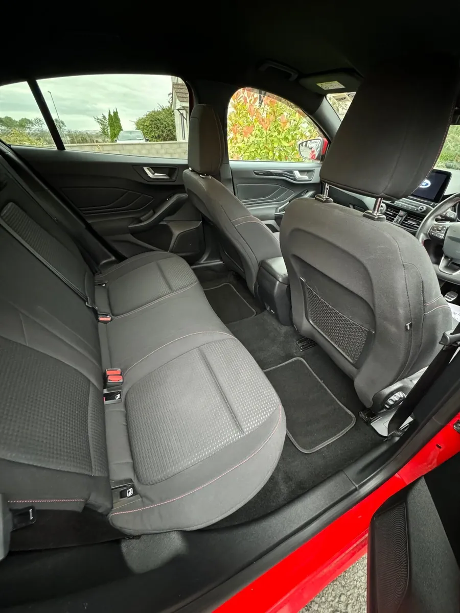 Ford Focus 2019 - Image 4
