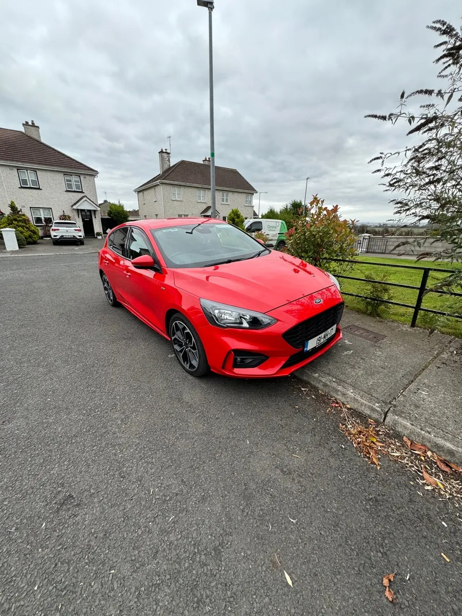 Ford Focus 2019 - Image 1