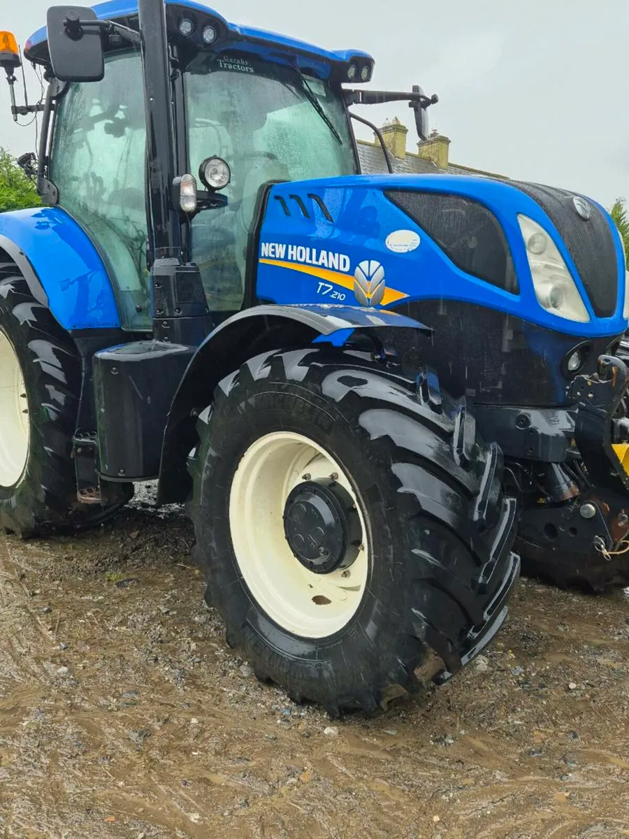 New Holland T7.210 - Image 3
