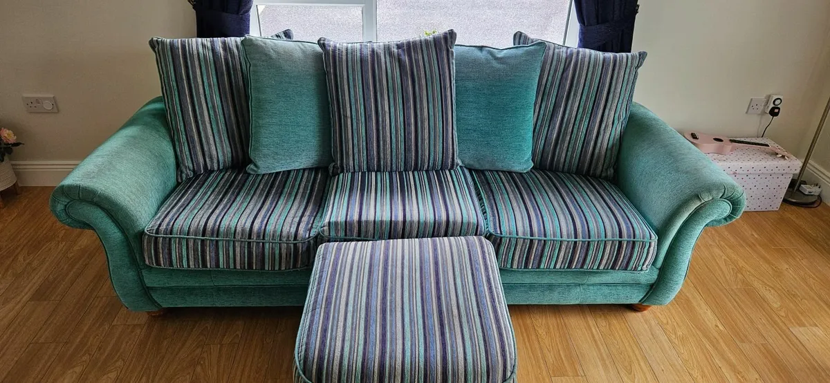 Couch - Image 2