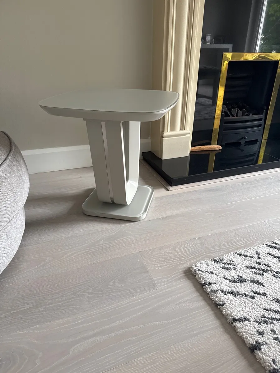 Side table - Image 2