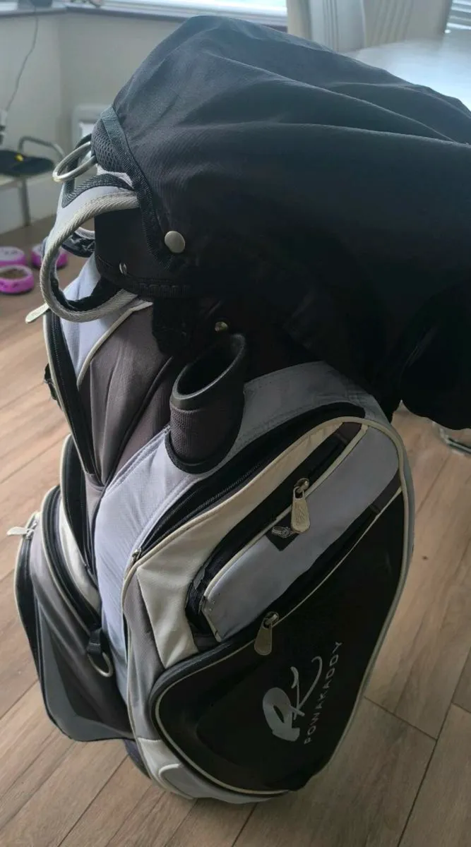 Powakaddy golf bag - Image 3