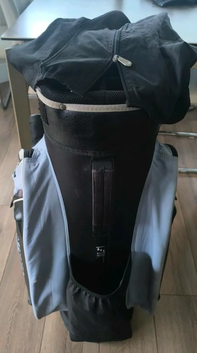 Powakaddy golf bag - Image 4