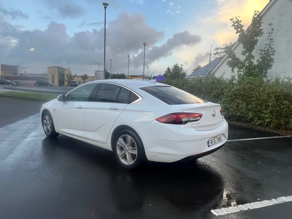 2018 Vauxhall Insignia 1.6 D SRI - Image 4