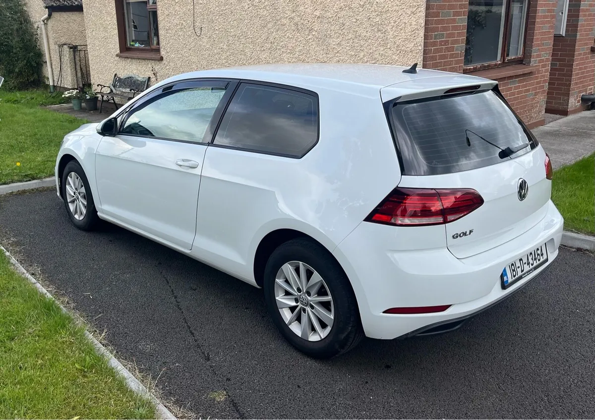 Volkswagen Golf - Image 3